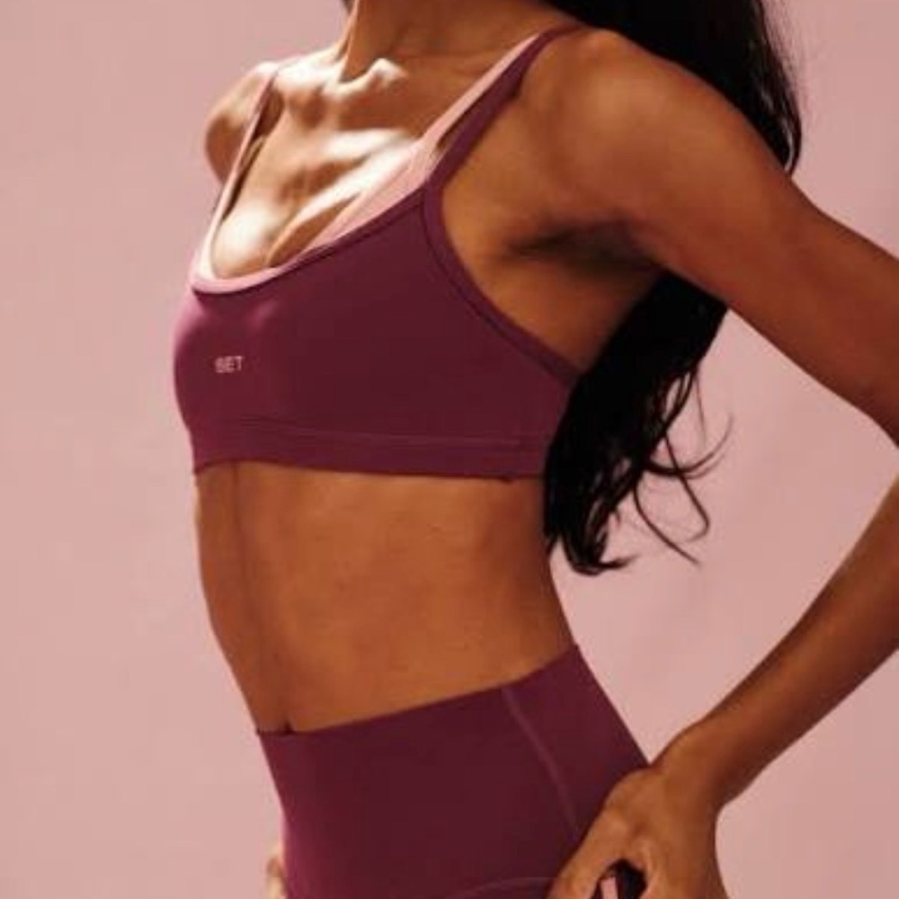 Set Active Valentine’s Day workout set